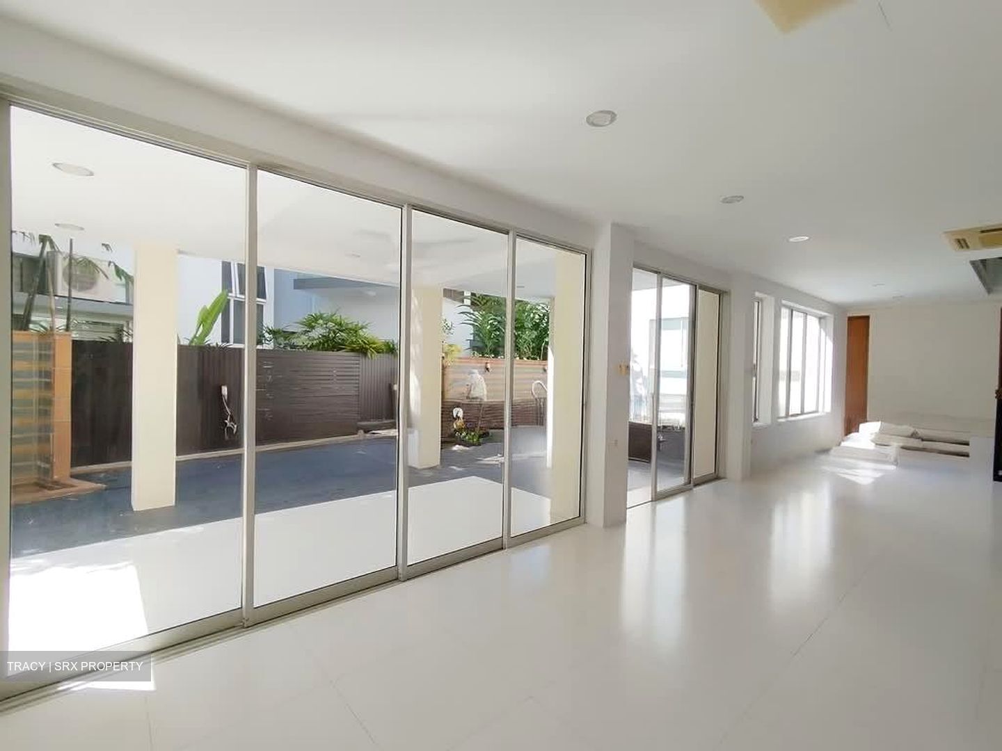 Mount Sinai (D10), Semi-Detached #554242841